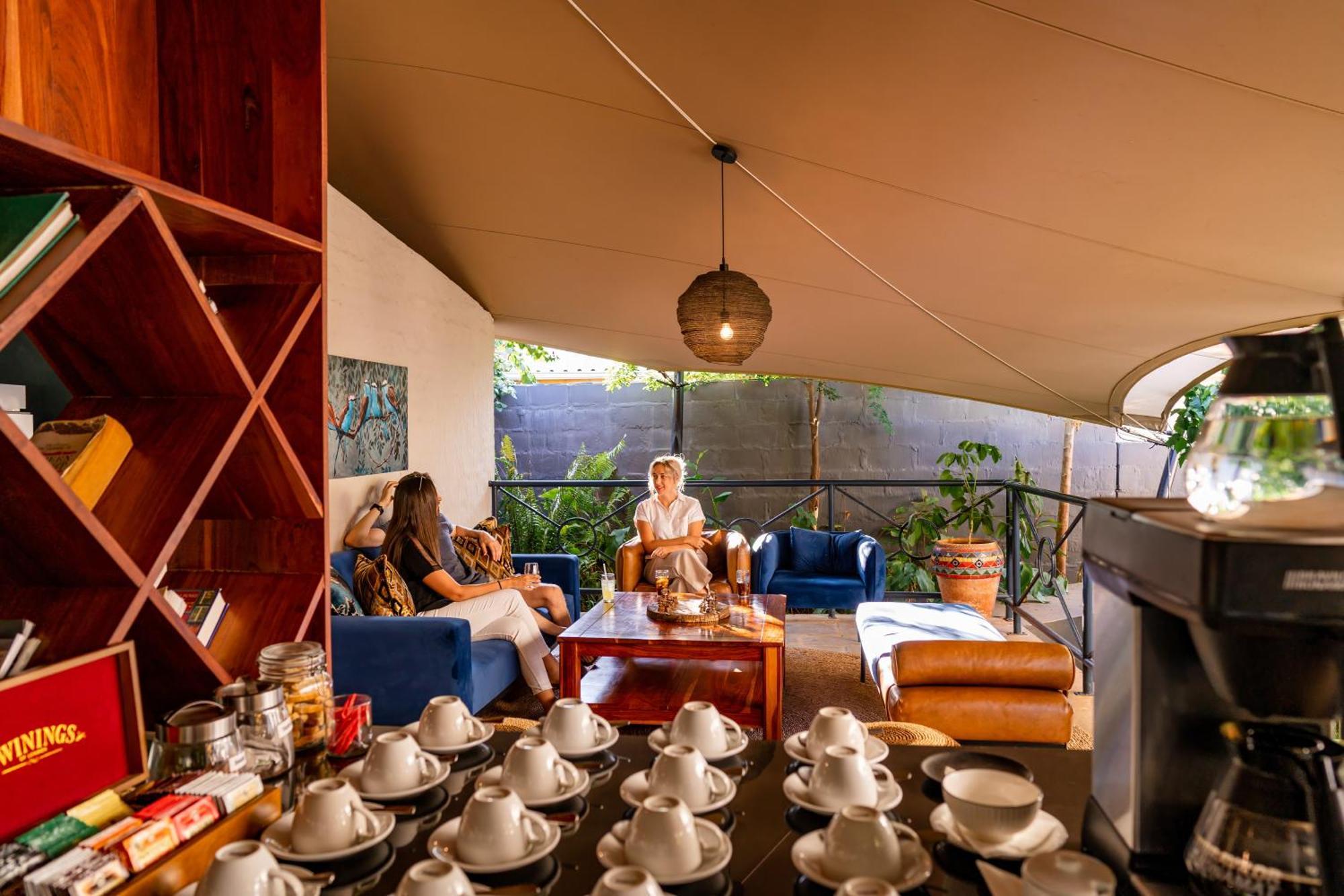 Shongwe Oasis Hotell Victoria Falls Eksteriør bilde